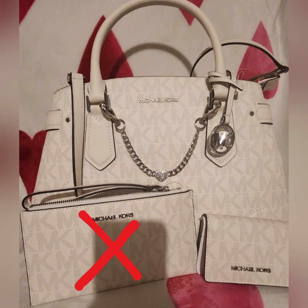 Michael Kors Satchel & wallet bundle